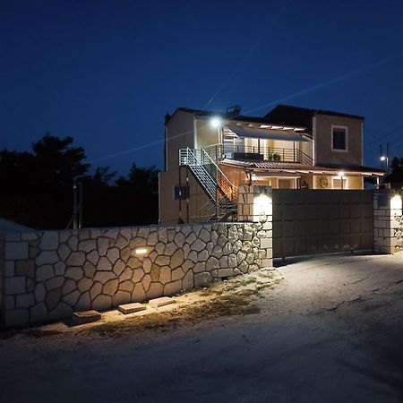 Villeta Nikol Lixouri Exterior foto