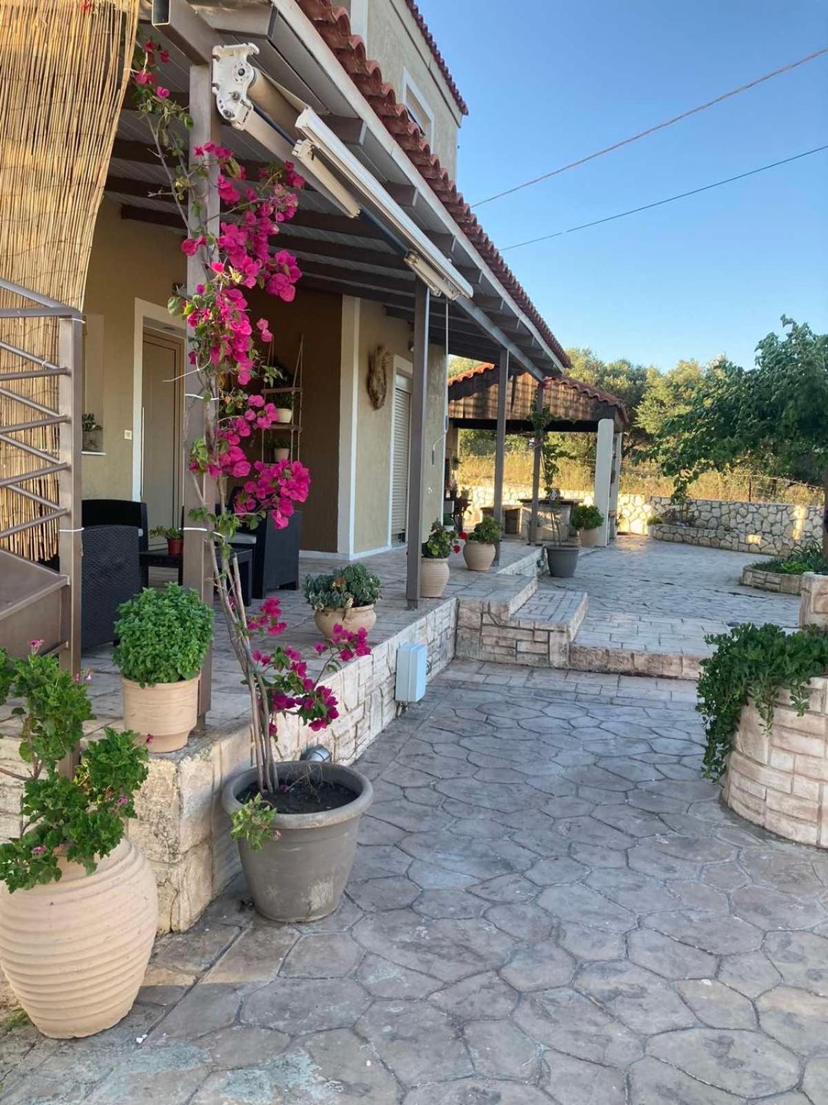 Villeta Nikol Lixouri Exterior foto