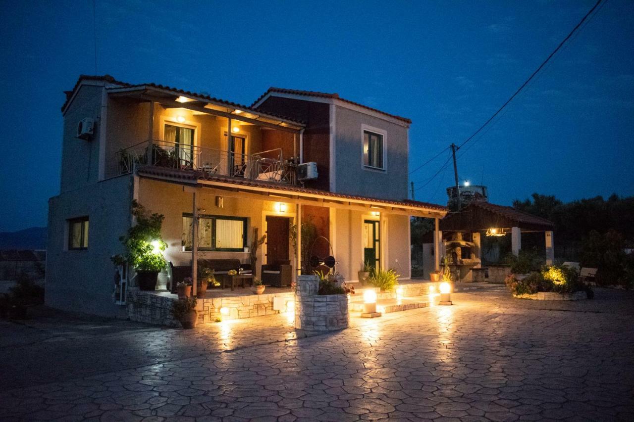 Villeta Nikol Lixouri Exterior foto
