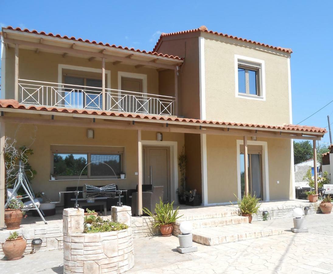 Villeta Nikol Lixouri Exterior foto